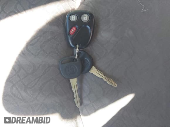 ✅ 2006 Saturn VUE • VIN: 5GZCZ53456S825980 • Lot: 43181028. Wystawiony na IAAI z przebiegiem 215 392 mil. Bezpłatny archiwum sprzedaży aukcyjnych z USA i szczegółowy raport historii pojazdu na DreamBid. Zdjęcie 11.