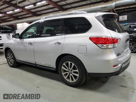 ✅ 2013 Nissan Pathfinder SL • VIN: 5N1AR2MM2DC683550 • Lot: 91851955. Listed on Copart with 172,520 mi. Free auction sales archive from the USA and detailed vehicle history report at DreamBid. Image 2.