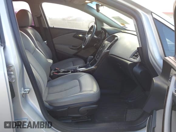 ✅ 2013 Buick Verano • VIN: 1G4PP5SK6D4171741 • Lot: 43497170. Wystawiony na IAAI z przebiegiem 78 045 mil. Bezpłatny archiwum sprzedaży aukcyjnych z USA i szczegółowy raport historii pojazdu na DreamBid. Zdjęcie 5.