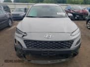 ✅ 2022 Hyundai Kona SEL • VIN: KM8K6CAB6NU818157 • Лот: 57475244. Опубликован ранее на Copart с пробегом 22 762 миль. Бесплатный доступ к архиву аукционных продаж из США и подробный отчёт об истории автомобиля на DreamBid. Изображение 5.