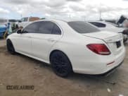 ✅ 2017 Mercedes-Benz E 300 Luxury • VIN: WDDZF4JB6HA115520 • Lot: 86718015. Wystawiony na Copart z przebiegiem 82 819 mil. Bezpłatny archiwum sprzedaży aukcyjnych z USA i szczegółowy raport historii pojazdu na DreamBid. Zdjęcie 2.