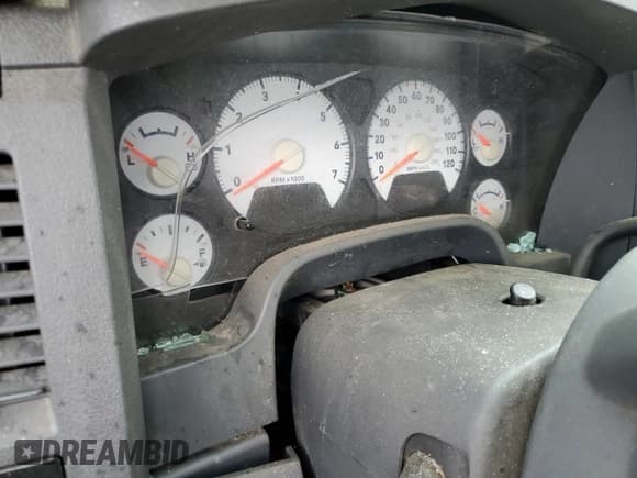 ✅ 2006 Dodge 2500 ST • VIN: 3D7KS26D26G211445 • Lot: 59830865. Wystawiony na Copart z przebiegiem Nie podano. Bezpłatny archiwum sprzedaży aukcyjnych z USA i szczegółowy raport historii pojazdu na DreamBid. Zdjęcie 9.