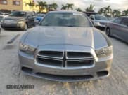 ✅ 2014 Dodge Charger SE • VIN: 2C3CDXBG3EH197743 • Lot: 91448905. Wystawiony na Copart z przebiegiem 147 974 mil. Bezpłatny archiwum sprzedaży aukcyjnych z USA i szczegółowy raport historii pojazdu na DreamBid. Zdjęcie 5.