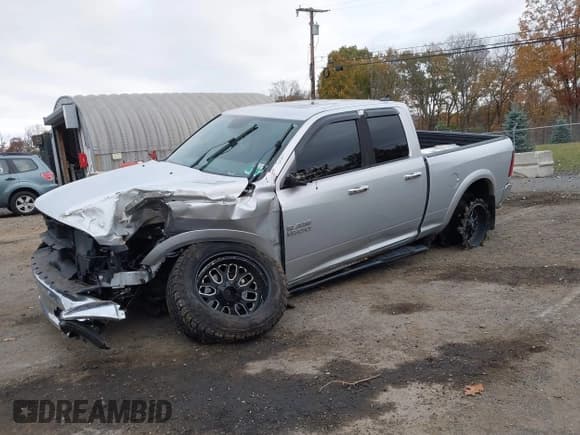 ✅ 2016 Ram 1500 Big Horn • VIN: 1C6RR7GT3GS372041 • Lot: 43555849. Wystawiony na IAAI z przebiegiem 126 330 mil. Bezpłatny archiwum sprzedaży aukcyjnych z USA i szczegółowy raport historii pojazdu na DreamBid. Zdjęcie 17.