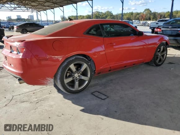 ✅ 2011 Chevrolet Camaro 2LT • VIN: 2G1FC1ED5B9188941 • Lot: 90897055. Listed on Copart with 86,278 mi. Free auction sales archive from the USA and detailed vehicle history report at DreamBid. Image 3.