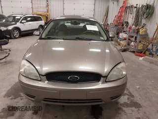 ✅ 2004 Ford Taurus SEL • VIN: 1FAFP56S04A135092 • Lot: 43803317. Wystawiony na IAAI z przebiegiem 84 891 mil. Bezpłatny archiwum sprzedaży aukcyjnych z USA i szczegółowy raport historii pojazdu na DreamBid. Zdjęcie 6.