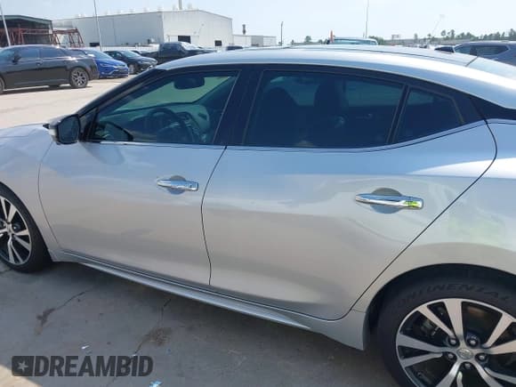 ✅ 2017 Nissan Maxima SR • VIN: 1N4AA6AP3HC440827 • Лот: 43051409. Опубликован ранее на IAAI с пробегом 61 377 миль. Бесплатный доступ к архиву аукционных продаж из США и подробный отчёт об истории автомобиля на DreamBid. Изображение 14.