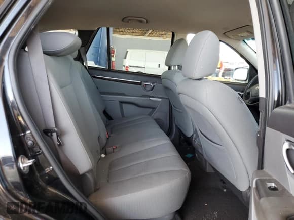 ✅ 2012 Hyundai Santa Fe GLS • VIN: 5XYZGDAB4CG155854 • Lot: 70053684. Listed on Copart with 251,318 mi. Free auction sales archive from the USA and detailed vehicle history report at DreamBid. Image 11.