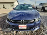 ✅ 2015 Dodge Charger SE • VIN: 2C3CDXBG3FH725699 • Lot: 84749505. Wystawiony na Copart z przebiegiem 104 145 mil. Bezpłatny archiwum sprzedaży aukcyjnych z USA i szczegółowy raport historii pojazdu na DreamBid. Zdjęcie 5.