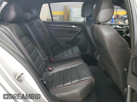 ✅ 2015 Volkswagen Golf GTI S • VIN: 3VW547AU6FM058007 • Lot: 91260425. Wystawiony na Copart z przebiegiem 102 320 mil. Bezpłatny archiwum sprzedaży aukcyjnych z USA i szczegółowy raport historii pojazdu na DreamBid. Zdjęcie 10.