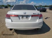 ✅ 2012 Honda Accord EX-L • VIN: 1HGCP3F82CA041592 • Лот: 85731865. Опубликован ранее на Copart с пробегом 124 244 миль. Бесплатный доступ к архиву аукционных продаж из США и подробный отчёт об истории автомобиля на DreamBid. Изображение 6.