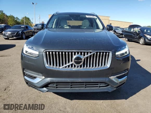 ✅ 2021 Volvo XC90 Inscription Expression • VIN: YV4BR0CK7M1676115 • Lot: 92067495. Listed on Copart with 120,065 mi. Free auction sales archive from the USA and detailed vehicle history report at DreamBid. Image 5.