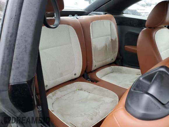 ✅ 2015 Volkswagen Beetle Fleet Edition • VIN: 3VWF17AT6FM656506 • Lot: 52635545. Listed on Copart with 146,347 mi. Free auction sales archive from the USA and detailed vehicle history report at DreamBid. Image 10.