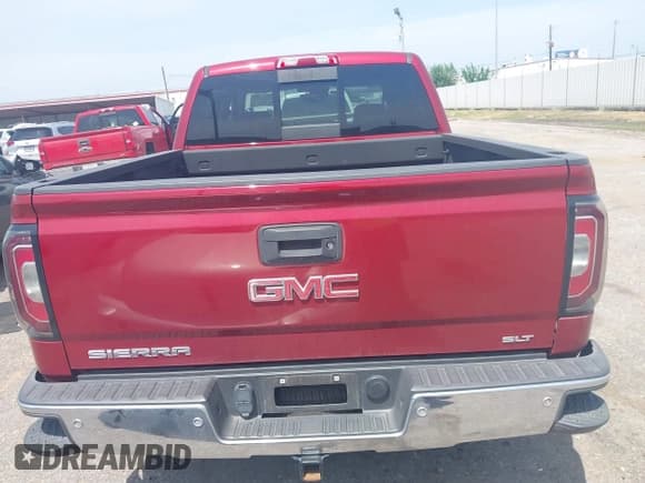 ✅ 2018 GMC Sierra 1500 SLT • VIN: 3GTP1NEC9JG630124 • Лот: 42872522. Опубликован ранее на IAAI с пробегом 134 478 миль. Бесплатный доступ к архиву аукционных продаж из США и подробный отчёт об истории автомобиля на DreamBid. Изображение 16.