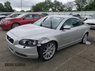 ✅ 2006 Volvo C70 • VIN: YV1MC682X6J001588 • Lot: 58046245. Wystawiony na Copart z przebiegiem 132 462 mil. Bezpłatny archiwum sprzedaży aukcyjnych z USA i szczegółowy raport historii pojazdu na DreamBid. Zdjęcie 1.