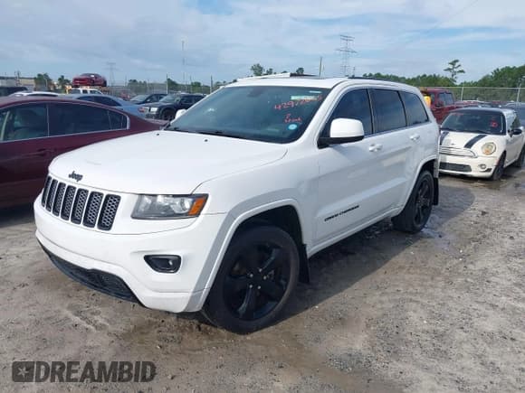 ✅ 2015 Jeep Grand Cherokee Laredo • VIN: 1C4RJEAG5FC901207 • Lot: 42972625. Listed on IAAI with 109,804 mi. Free auction sales archive from the USA and detailed vehicle history report at DreamBid. Image 2.