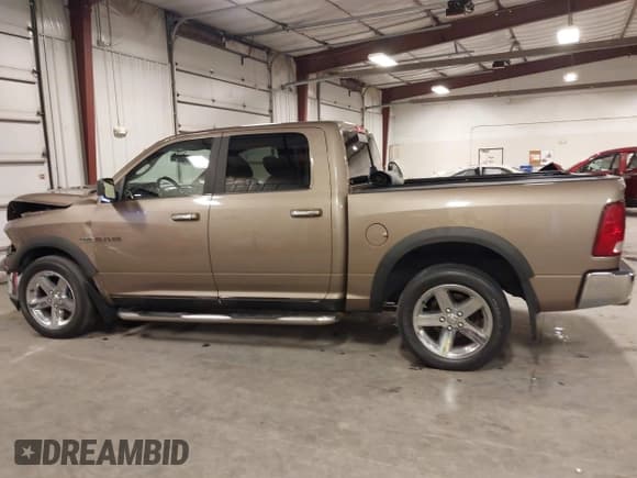 ✅ 2010 Dodge 1500 Sport • VIN: 1D7RV1CT9AS206773 • Lot: 42261722. Wystawiony na IAAI z przebiegiem 266 310 mil. Bezpłatny archiwum sprzedaży aukcyjnych z USA i szczegółowy raport historii pojazdu na DreamBid. Zdjęcie 15.