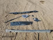 ✅ 2017 GMC Acadia SLE • VIN: 1GKKNLLA8HZ198001 • Лот: 93877865. Опубликован ранее на Copart с пробегом 176 986 миль. Бесплатный доступ к архиву аукционных продаж из США и подробный отчёт об истории автомобиля на DreamBid. Изображение 13.