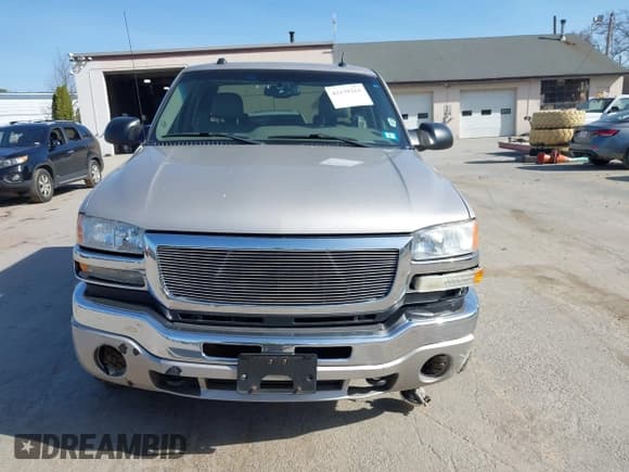 ✅ 2005 GMC Sierra 2500HD SLE • VIN: 1GTHK23205F912296 • Лот: 42139261. Опубликован ранее на IAAI с пробегом 222 823 миль. Бесплатный доступ к архиву аукционных продаж из США и подробный отчёт об истории автомобиля на DreamBid. Изображение 12.