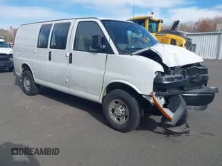 ✅ 2025 Chevrolet Express Cargo • VIN: 1GCWGAFP8S1103776 • Lot: 43691711. Listed on IAAI with 9,870 mi. Free auction sales archive from the USA and detailed vehicle history report at DreamBid. Image 1.