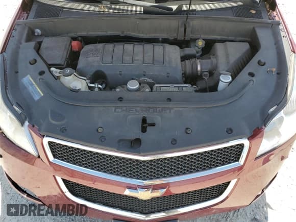 ✅ 2010 Chevrolet Traverse 1LT • VIN: 1GNLRFED3AJ219961 • Lot: 68084614. Wystawiony na Copart z przebiegiem 40 059 mil. Bezpłatny archiwum sprzedaży aukcyjnych z USA i szczegółowy raport historii pojazdu na DreamBid. Zdjęcie 13.