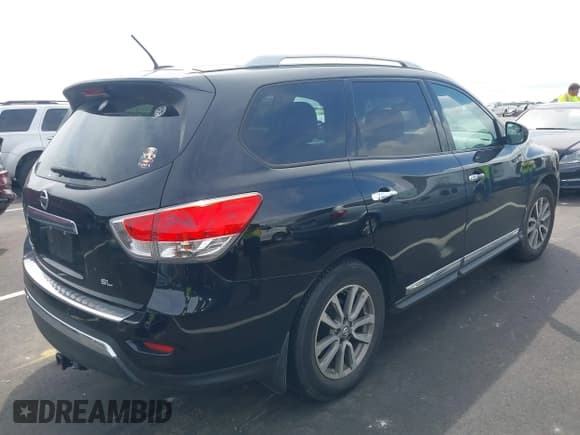 ✅ 2014 Nissan Pathfinder S • VIN: 5N1AR2MN9EC708258 • Lot: 43024812. Listed on IAAI with 150,574 mi. Free auction sales archive from the USA and detailed vehicle history report at DreamBid. Image 4.