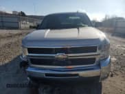 ✅ 2007 Chevrolet Silverado 2500HD 1LT • VIN: 1GCHC23KX7F565575 • Lot: 86905504. Wystawiony na Copart z przebiegiem 87 824 mil. Bezpłatny archiwum sprzedaży aukcyjnych z USA i szczegółowy raport historii pojazdu na DreamBid. Zdjęcie 5.