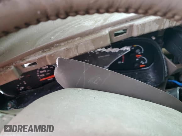 ✅ 2003 Ford F-350 XL • VIN: 1FTSW31P33EB38403 • Lot: 45107665. Listed on Copart with Not provided. Free auction sales archive from the USA and detailed vehicle history report at DreamBid. Image 9.