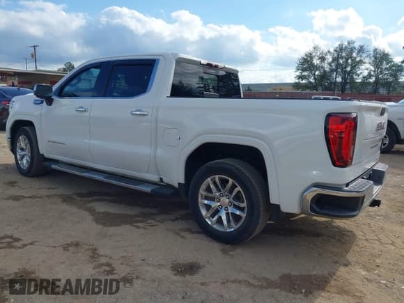 ✅ 2020 GMC Sierra 1500 SLT • VIN: 3GTP8DET9LG205740 • Лот: 40927051. Опубликован ранее на IAAI с пробегом 110 327 миль. Бесплатный доступ к архиву аукционных продаж из США и подробный отчёт об истории автомобиля на DreamBid. Изображение 3.