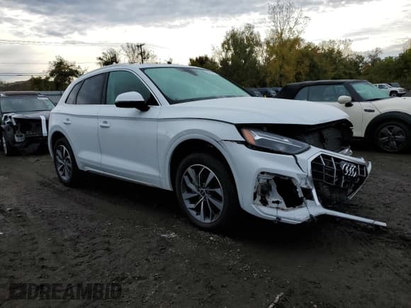 ✅ 2021 Audi Q5 Premium Plus • VIN: WA1BAAFY5M2018443 • Лот: 83943015. Опубликован ранее на Copart с пробегом 40 708 миль. Бесплатный доступ к архиву аукционных продаж из США и подробный отчёт об истории автомобиля на DreamBid. Изображение 4.