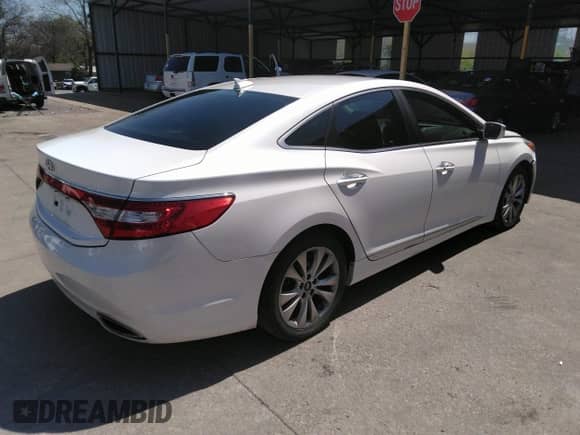2014 Hyundai Azera с VIN KMHFG4JG8EA346609, выставлен на аукционе IAAI как лот 42010249 с пробегом 105 646 миль миль и . История ставок и продаж доступна на DreamBid. Изображение 4.