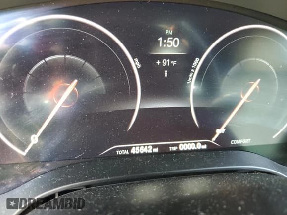 ✅ 2019 BMW 6 Series 640i xDrive • VIN: WBAJV6C56KBK08775 • Lot: 51290203. Wystawiony na Copart z przebiegiem 45 642 mil. Bezpłatny archiwum sprzedaży aukcyjnych z USA i szczegółowy raport historii pojazdu na DreamBid. Zdjęcie 9.