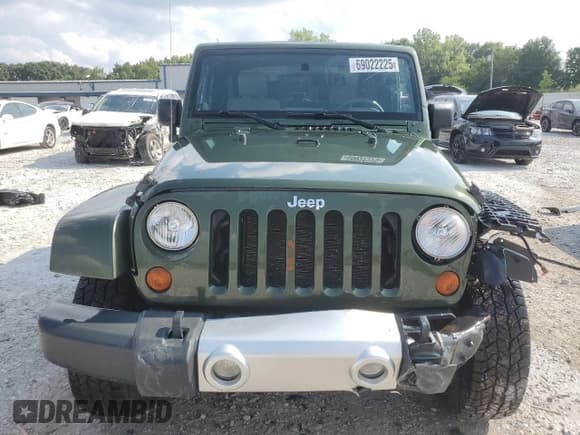 ✅ 2009 Jeep Wrangler Sahara • VIN: 1J8FA54159L751882 • Lot: 69022225. Listed on Copart with 110,131 mi. Free auction sales archive from the USA and detailed vehicle history report at DreamBid. Image 5.