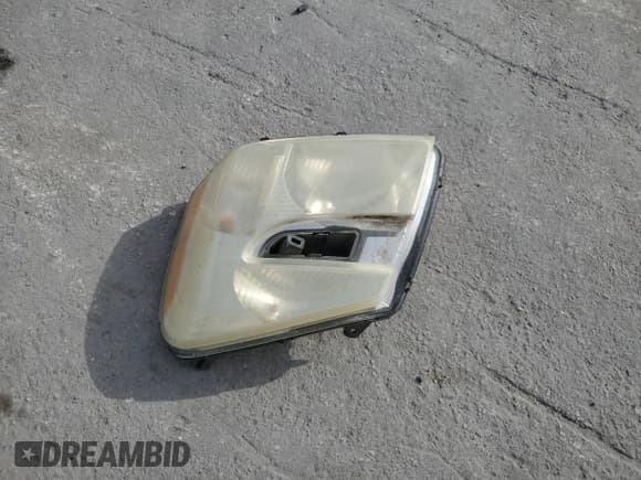 ✅ 2006 Chevrolet Equinox LT • VIN: 2CNDL63F966201502 • Лот: 85892004. Опубликован ранее на Copart с пробегом 114 628 миль. Бесплатный доступ к архиву аукционных продаж из США и подробный отчёт об истории автомобиля на DreamBid. Изображение 13.