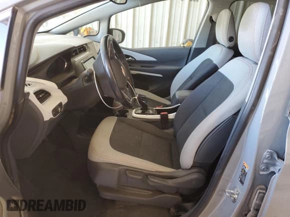 ✅ 2020 Chevrolet Bolt EV LT • VIN: 1G1FY6S05L4128615 • Lot: 49643865. Wystawiony na Copart z przebiegiem 40 316 mil. Bezpłatny archiwum sprzedaży aukcyjnych z USA i szczegółowy raport historii pojazdu na DreamBid. Zdjęcie 7.