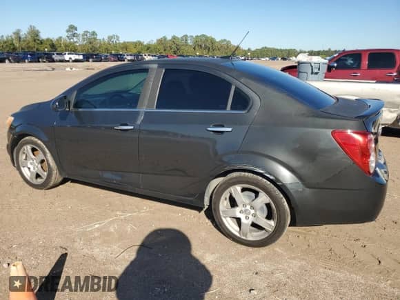 2014 Chevrolet Sonic LTZ с VIN 1G1JE5SG4E4126609, выставлен на аукционе Copart как лот 81645734 с пробегом 215 941 миль миль и Чистый • Clean title. История ставок и продаж доступна на DreamBid. Изображение 2.