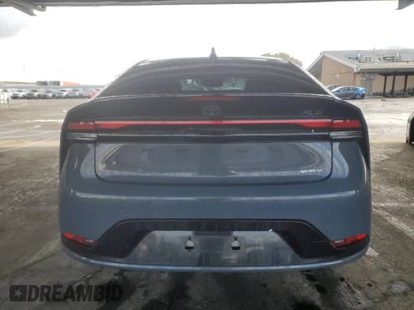 2024 Toyota Prius XLE with VIN JTDADABU2R3017795, listed as a Copart auction lot 85060145 with 5,263 mi miles and Salvage title. Bid and sale history available at DreamBid. Image 6.