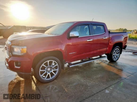 ✅ 2018 GMC Canyon 4WD Denali • VIN: 1GTG6EEN4J1226407 • Lot: 84030685. Wystawiony na Copart z przebiegiem 144 637 mil. Bezpłatny archiwum sprzedaży aukcyjnych z USA i szczegółowy raport historii pojazdu na DreamBid. Zdjęcie 1.