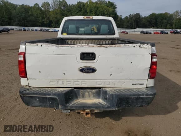 ✅ 2016 Ford F-250 XL • VIN: 1FT7W2A60GED36708 • Lot: 80917825. Wystawiony na Copart z przebiegiem 215 290 mil. Bezpłatny archiwum sprzedaży aukcyjnych z USA i szczegółowy raport historii pojazdu na DreamBid. Zdjęcie 6.