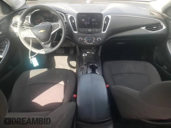 ✅ 2019 Chevrolet Malibu LT • VIN: 1G1ZD5STXKF127105 • Лот: 81769155. Опубликован ранее на Copart с пробегом 56 383 миль. Бесплатный доступ к архиву аукционных продаж из США и подробный отчёт об истории автомобиля на DreamBid. Изображение 8.