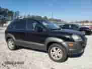 2008 Hyundai Tucson SE z VIN KM8JN12D58U896968, wystawiony jako Copart lot #83752014 z przebiegiem 114 904 mil mil oraz Czysty tytuł • Clean title. Historia ofert i sprzedaży dostępna na DreamBid. Obrazek 4.