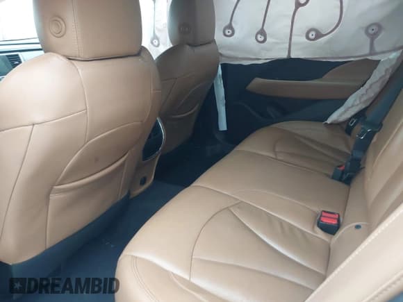 ✅ 2017 Buick LaCrosse Essence • VIN: 1G4ZP5SS9HU182165 • Lot: 43340648. Wystawiony na IAAI z przebiegiem 165 783 mil. Bezpłatny archiwum sprzedaży aukcyjnych z USA i szczegółowy raport historii pojazdu na DreamBid. Zdjęcie 8.