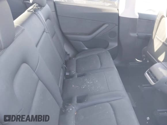 ✅ 2021 Tesla Model Y Standard Range • VIN: 5YJYGDED3MF103650 • Lot: 41726278. Wystawiony na IAAI z przebiegiem Nie podano. Bezpłatny archiwum sprzedaży aukcyjnych z USA i szczegółowy raport historii pojazdu na DreamBid. Zdjęcie 8.