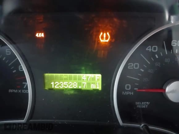 ✅ 2009 Ford Explorer XLT • VIN: 1FMEU73E29UA35599 • Lot: 41481413. Wystawiony na IAAI z przebiegiem 123 528 mil. Bezpłatny archiwum sprzedaży aukcyjnych z USA i szczegółowy raport historii pojazdu na DreamBid. Zdjęcie 16.