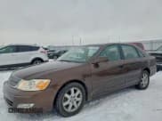 ✅ 2000 Toyota Avalon XL • VIN: 4T1BF28B2YU034420 • Lot: 95753085. Listed on Copart with 240,150 mi. Free auction sales archive from the USA and detailed vehicle history report at DreamBid. Image 1.