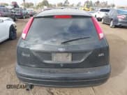 ✅ 2004 Ford Focus ZX3 • VIN: 3FAFP31Z44R125664 • Lot: 41204479. Wystawiony na IAAI z przebiegiem 224 898 mil. Bezpłatny archiwum sprzedaży aukcyjnych z USA i szczegółowy raport historii pojazdu na DreamBid. Zdjęcie 16.