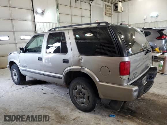 ✅ 2004 Chevrolet Blazer LS • VIN: 1GNDT13X84K112313 • Lot: 62817553. Wystawiony na Copart z przebiegiem 156 427 mil. Bezpłatny archiwum sprzedaży aukcyjnych z USA i szczegółowy raport historii pojazdu na DreamBid. Zdjęcie 2.