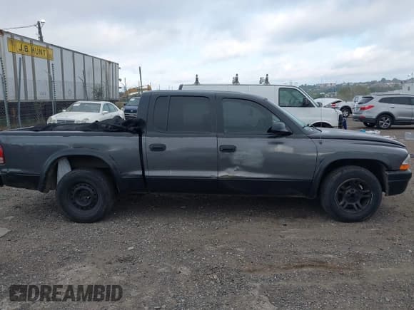 ✅ 2004 Dodge Dakota Sport • VIN: 1D7HL38K34S757492 • Lot: 43385454. Wystawiony na IAAI z przebiegiem Nie podano. Bezpłatny archiwum sprzedaży aukcyjnych z USA i szczegółowy raport historii pojazdu na DreamBid. Zdjęcie 13.
