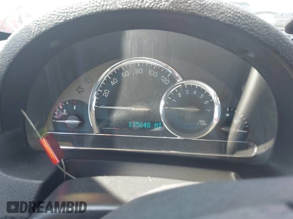 ✅ 2008 Chevrolet HHR LT • VIN: 3GNDA33P28S541944 • Lot: 41737248. Listed on IAAI with 135,648 mi. Free auction sales archive from the USA and detailed vehicle history report at DreamBid. Image 7.