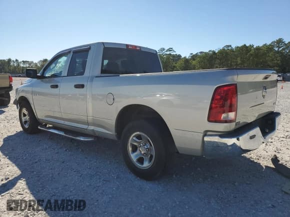 ✅ 2010 Dodge 1500 ST • VIN: 1D7RB1GP0AS250263 • Лот: 80908234. Опубликован ранее на Copart с пробегом 111 498 миль. Бесплатный доступ к архиву аукционных продаж из США и подробный отчёт об истории автомобиля на DreamBid. Изображение 2.